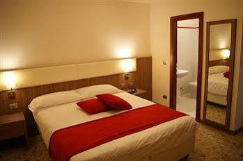 Hotel Il Moro Di Venezia מראה חיצוני תמונה